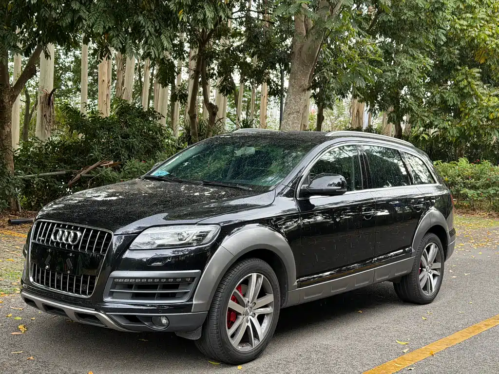 Audi Q7 2015 — фото 1