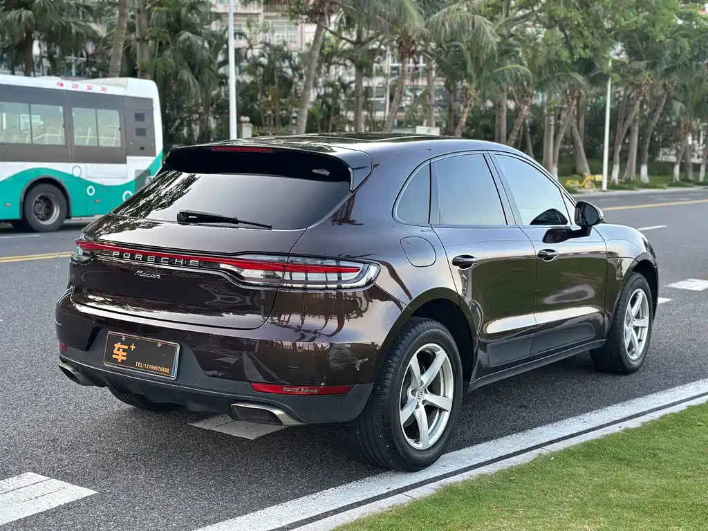Porsche Macan 2019 — фото 9
