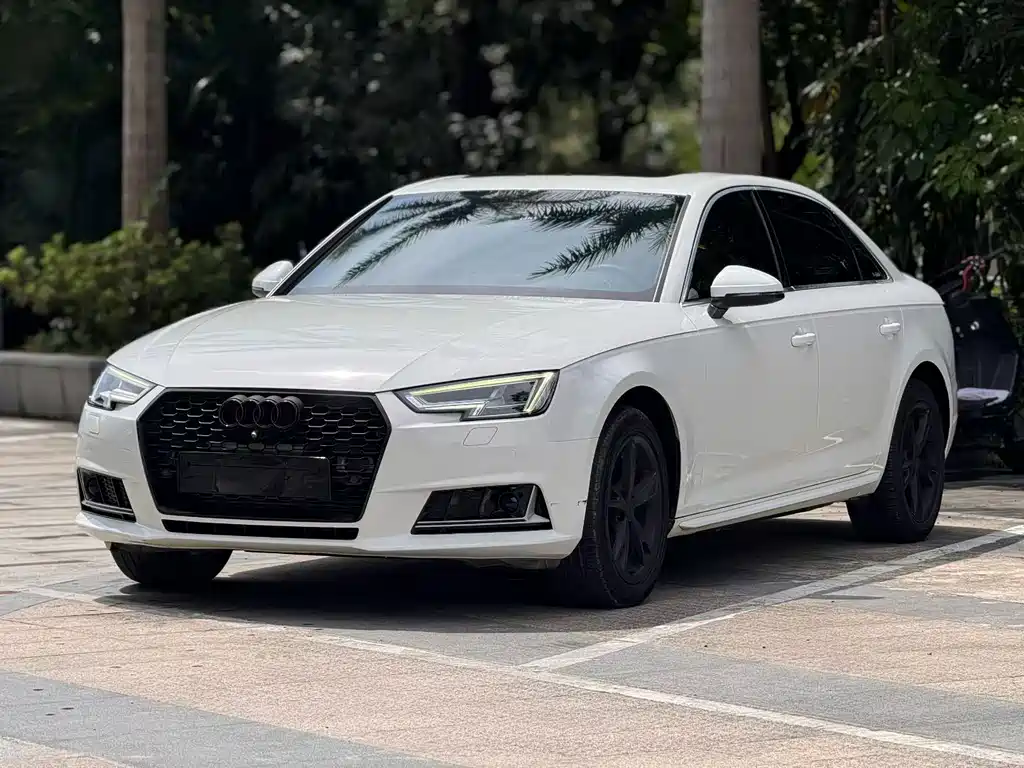 Audi A4L 2017