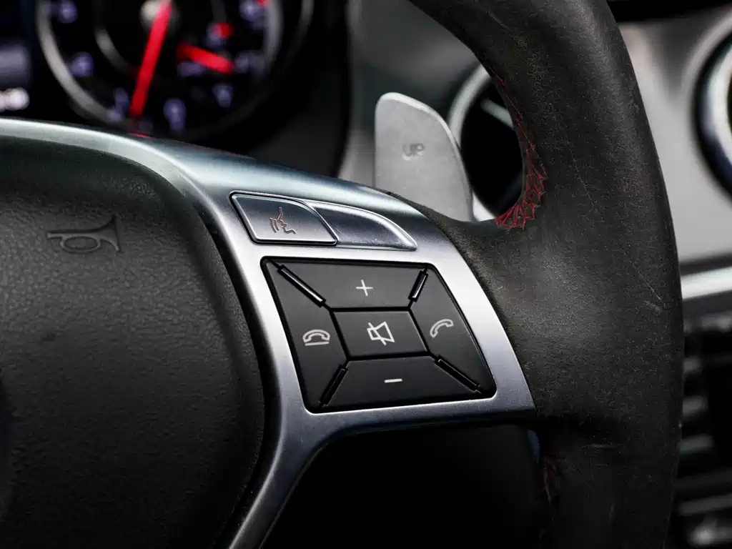 Mercedes-Benz CLA AMG 2015 — фото 20