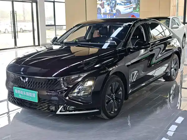 Wuling Starlight 2024