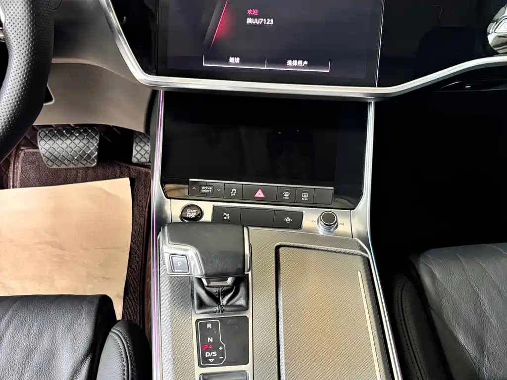Audi A6L 2021 — фото 10
