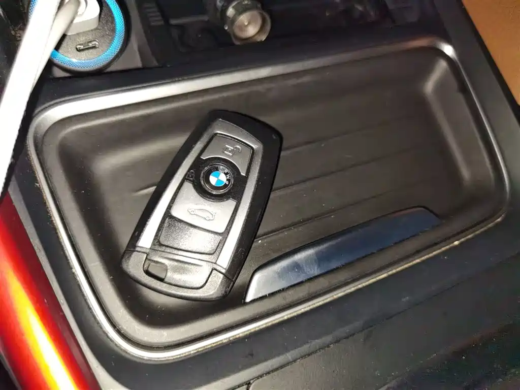 BMW 3 Series 2014 — фото 12