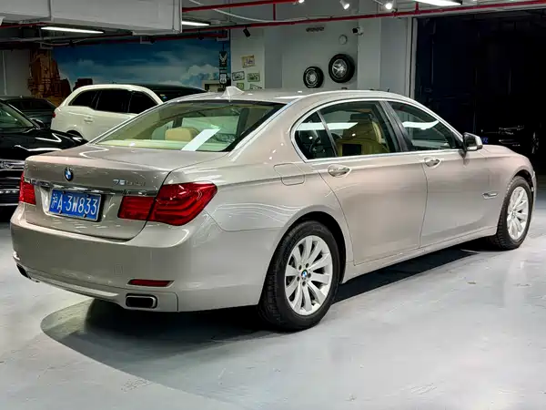 BMW 7 Series 2009