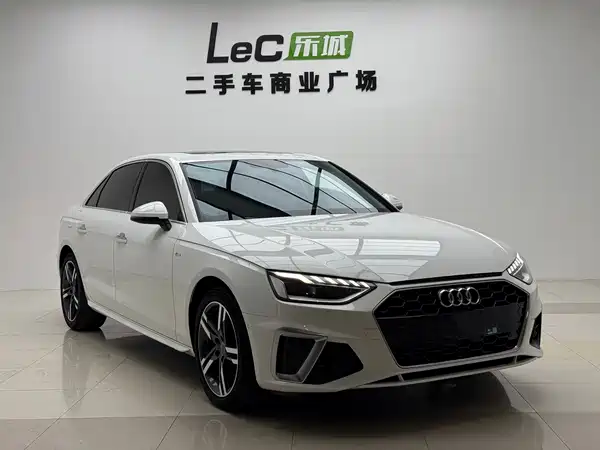 Audi A4L 2021