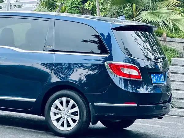 Buick GL8 2013