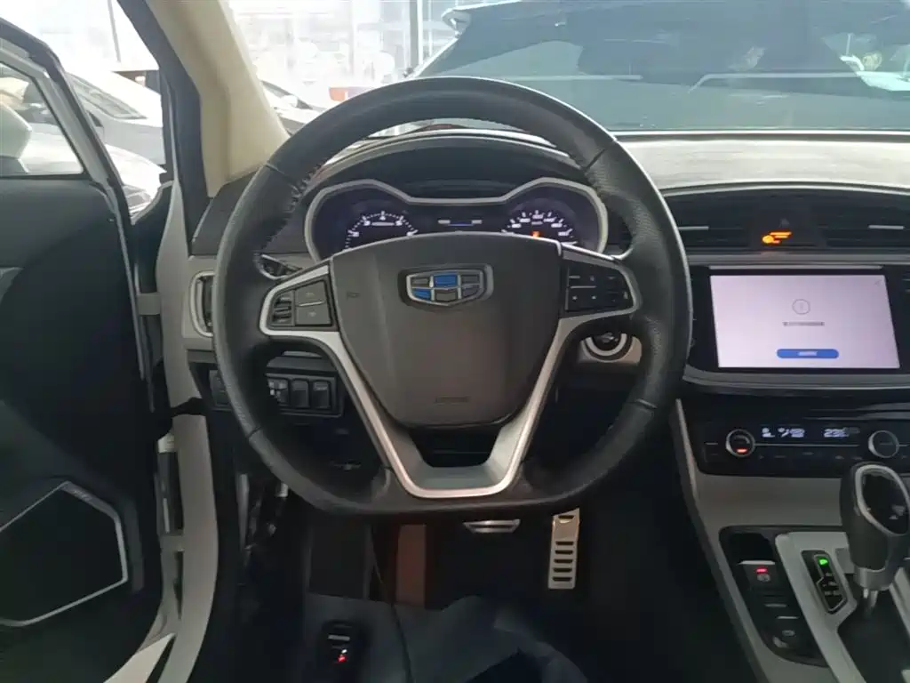 Geely Emgrand GS 2019 — фото 11