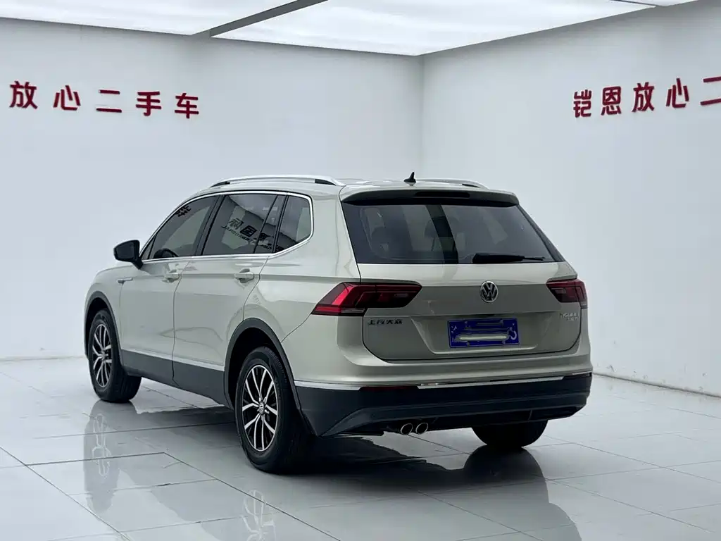 Volkswagen Tiguan L 2017 — фото 4