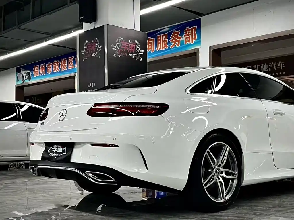 Mercedes-Benz E-Class 2018 — фото 9