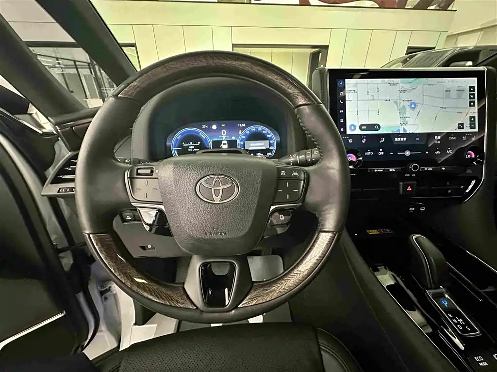 Toyota Alphard 2024