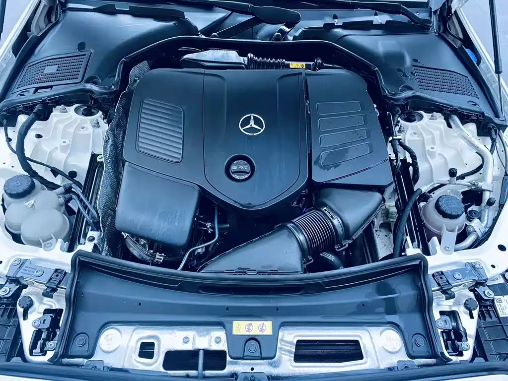 Mercedes-Benz C-Class 2023 — фото 7