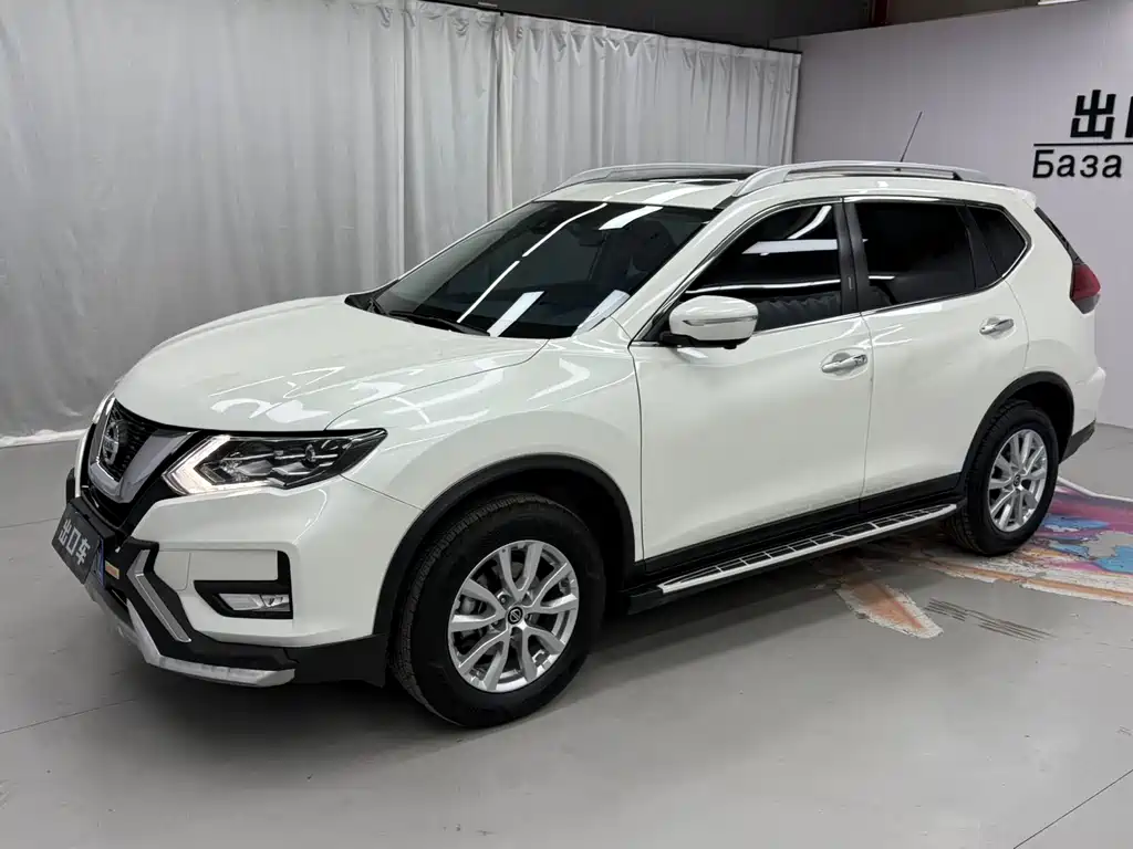 Nissan X-Trail 2022 — фото 1
