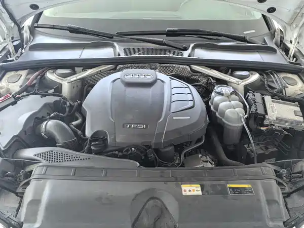 Audi A4L 2021
