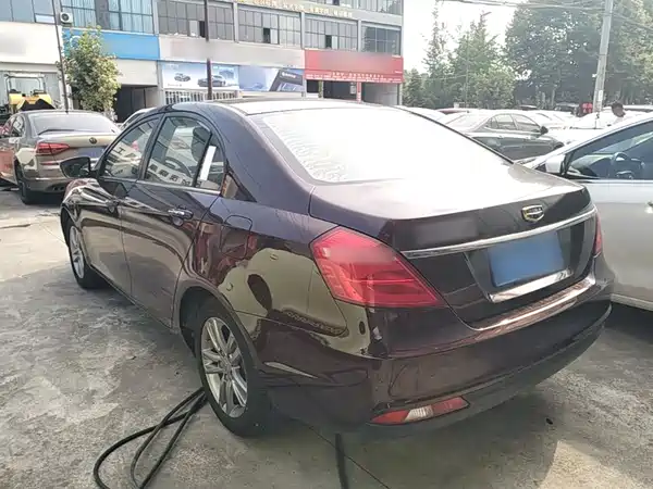Geely Emgrand 2017