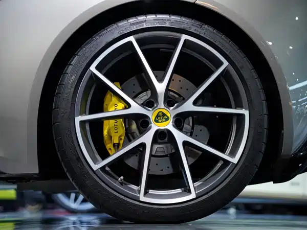 Lotus EMIRA 2024
