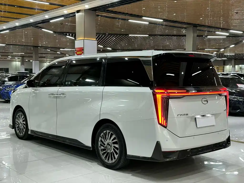 GAC Motor Trumpchi M8 2023 — фото 4