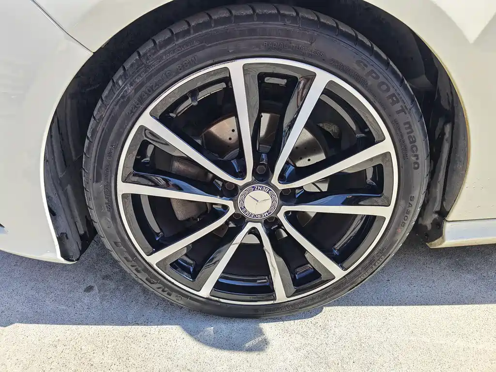 Mercedes-Benz CLA 2015
