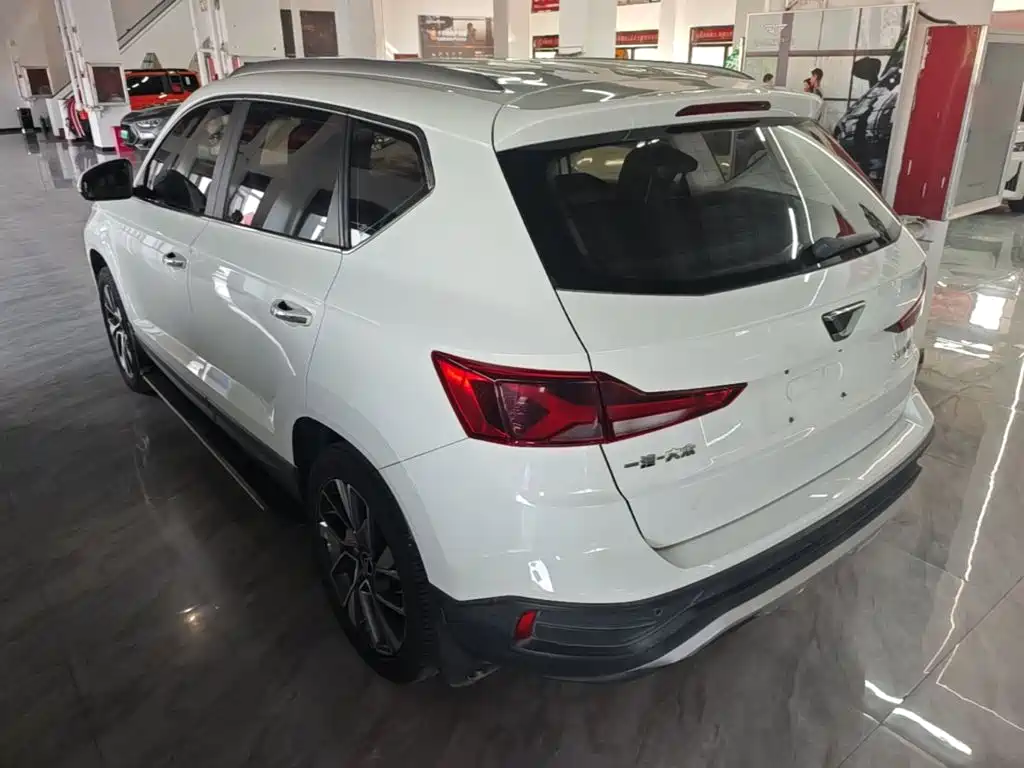 Jetta VS5 2020
