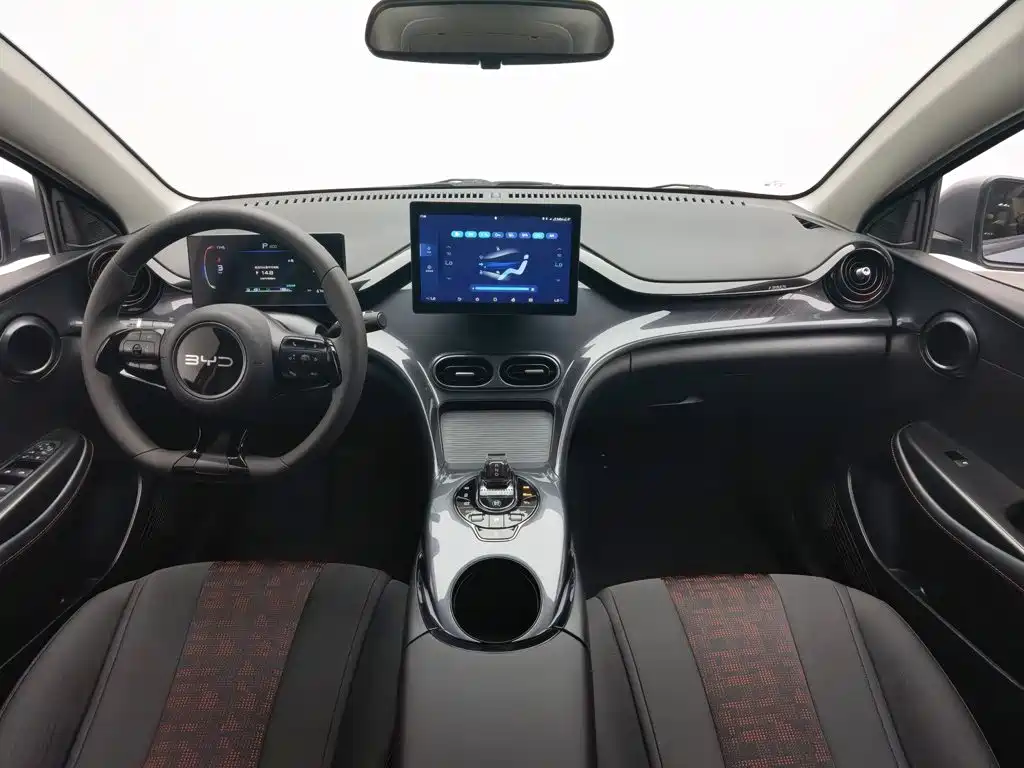 BYD e2 2024