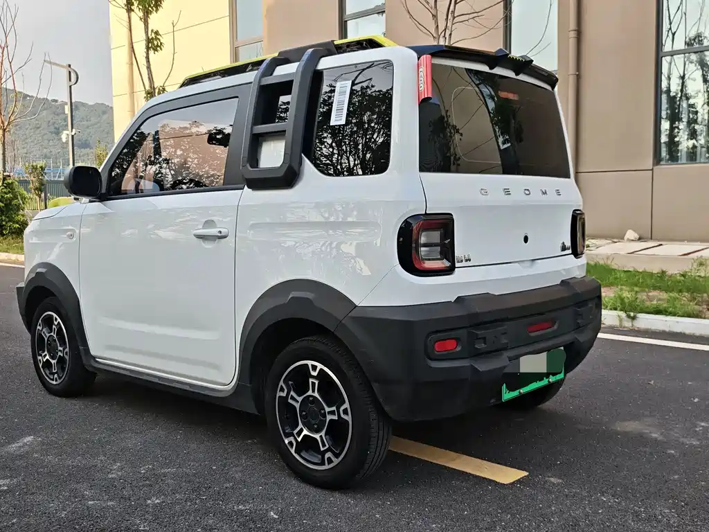 Geely Galaxy Panda 2025