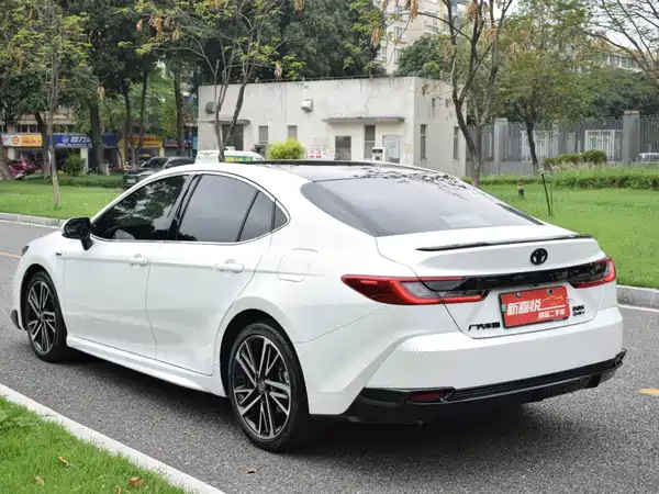 Toyota Camry 2024