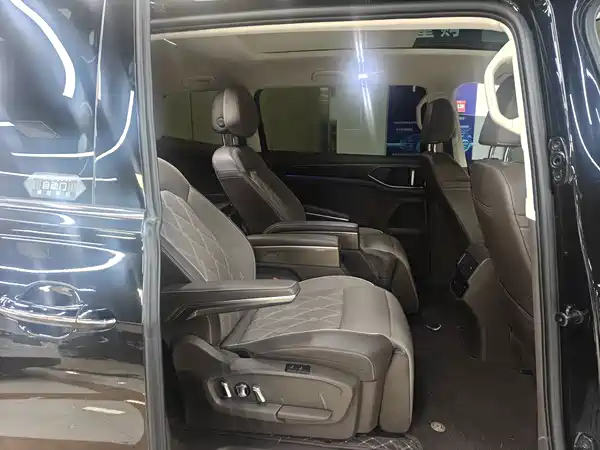 Volkswagen Viloran 2024