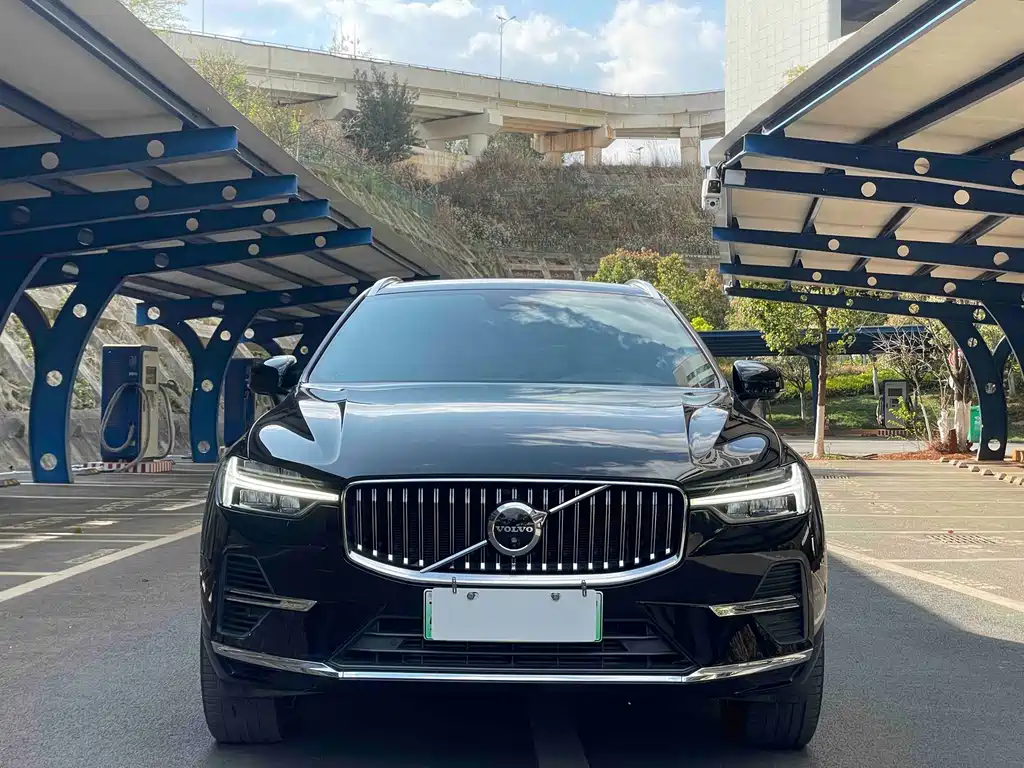 Volvo XC60 PHEV 2022 — фото 2