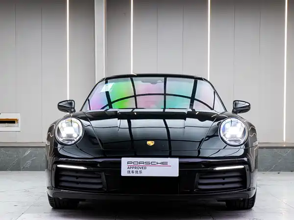 Porsche 911 2023