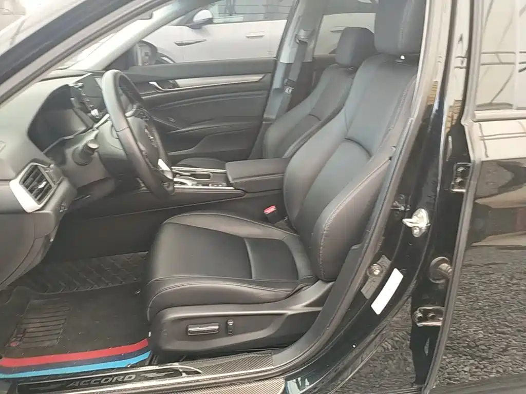 Honda Accord 2021 — фото 15