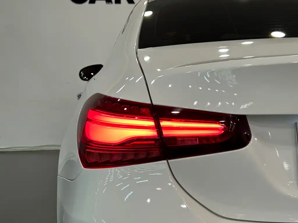 Mercedes-Benz A-Class 2023 — фото 25