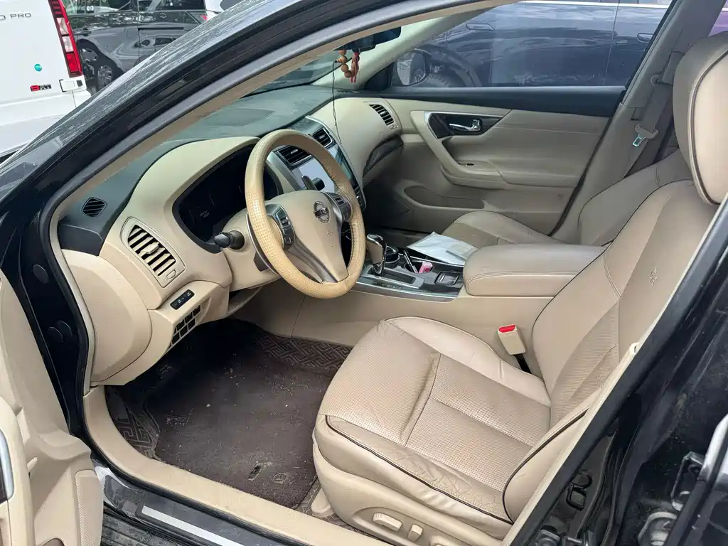Nissan Teana 2015
