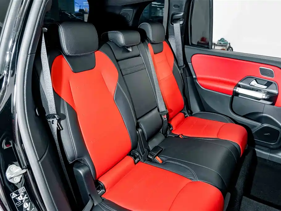Mercedes-Benz GLB AMG 2023 — фото 23