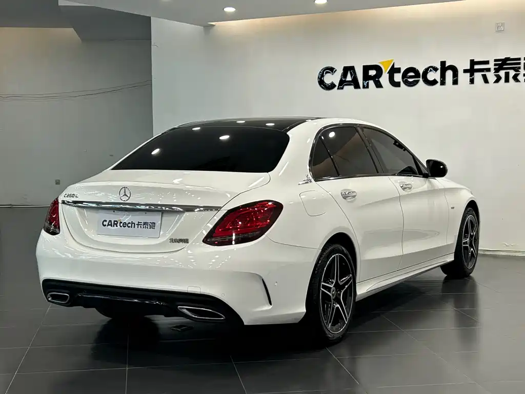 Mercedes-Benz C-Class 2021 — фото 10