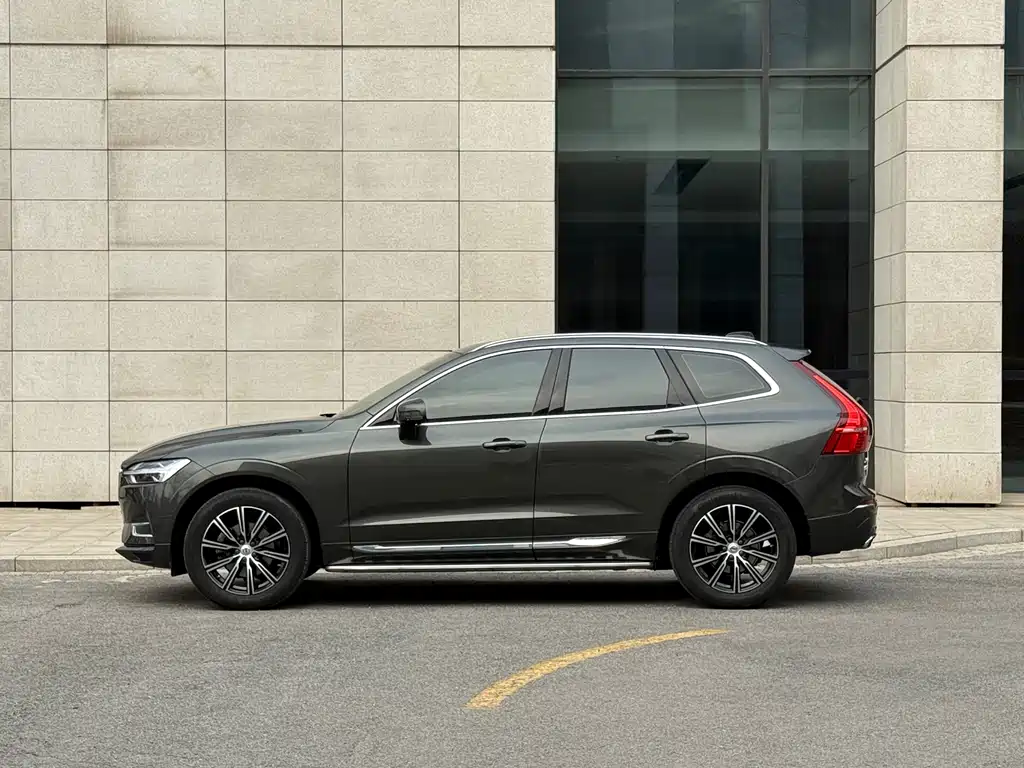 Volvo XC60 2020 — фото 4