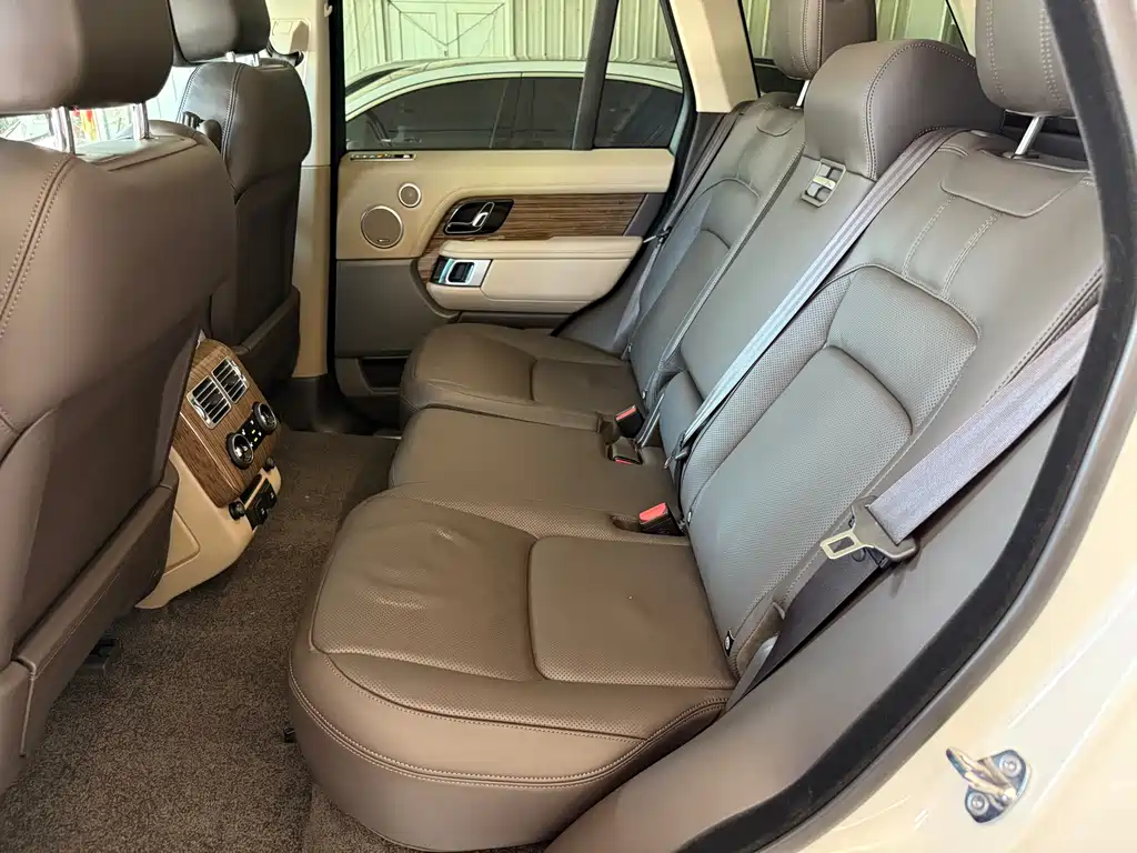 Land Rover Range Rover 2019 — фото 10