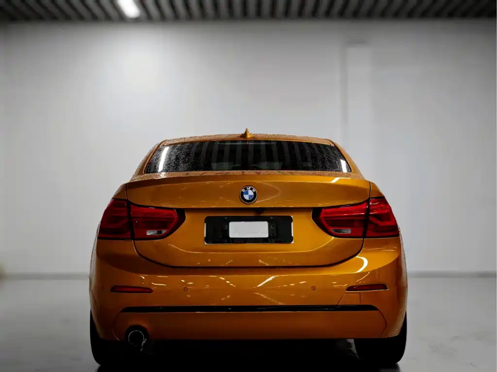 BMW 1 Series 2019 — фото 8