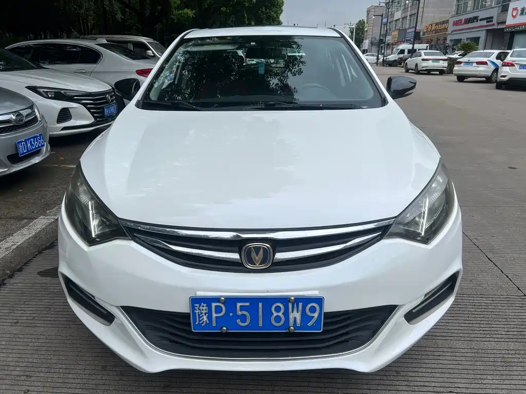 Changan Eado XT 2017 — фото 1