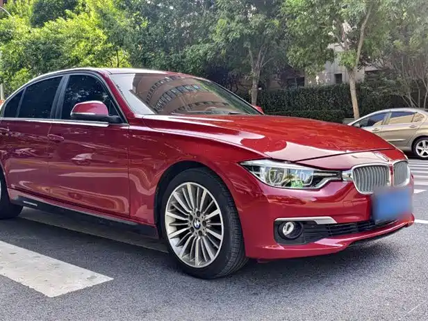 BMW 3 Series 2019 — фото 10