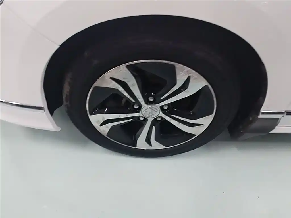 Honda Spirior 2016 — фото 23