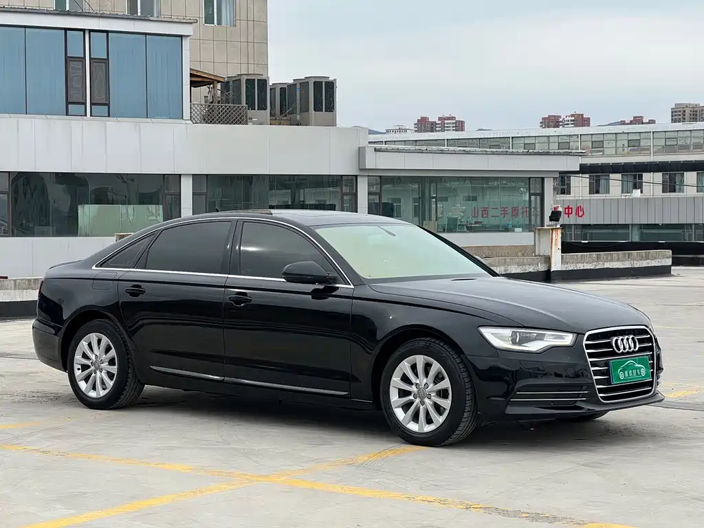 Audi A6L 2014 — фото 1