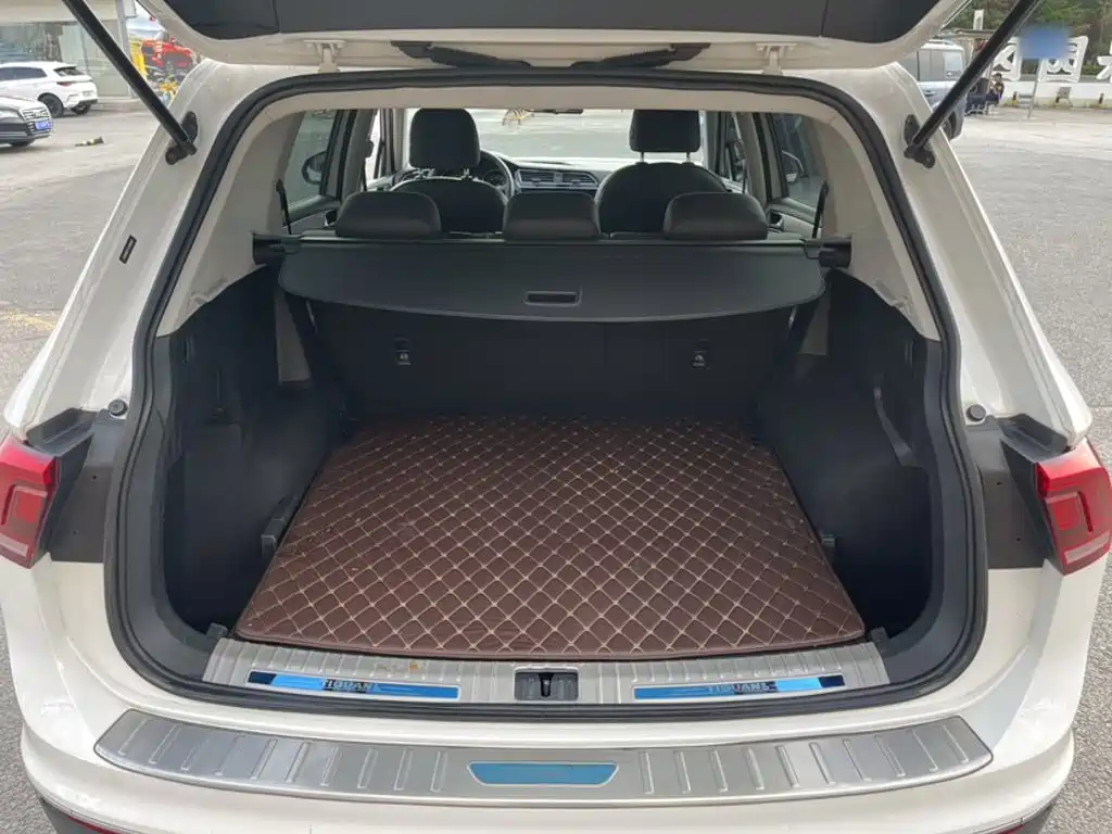 Volkswagen Tiguan L 2020