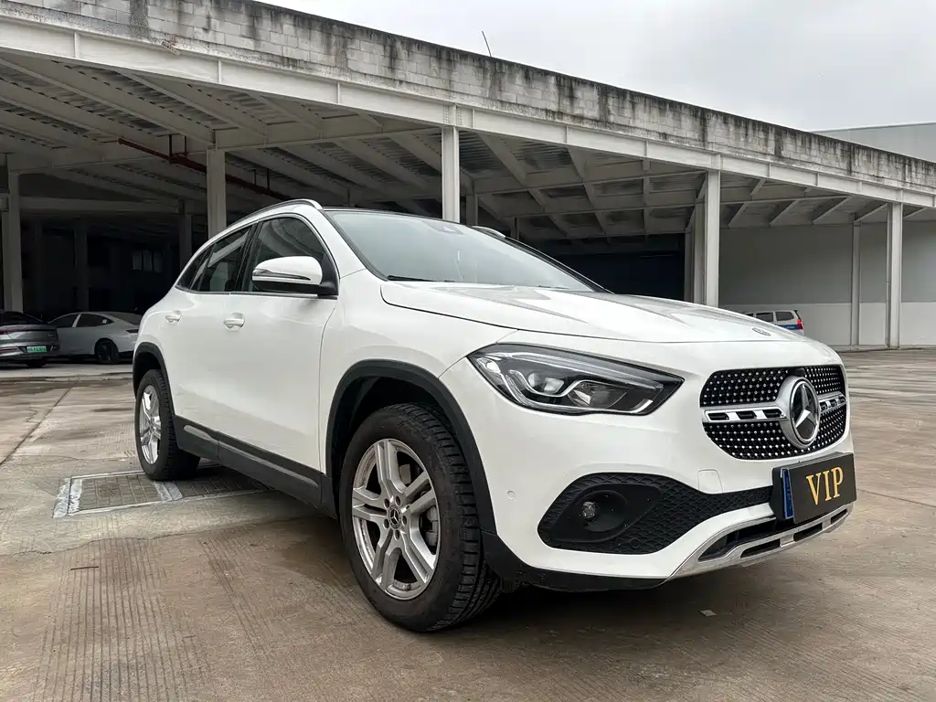 Mercedes-Benz GLA 2023 — фото 3