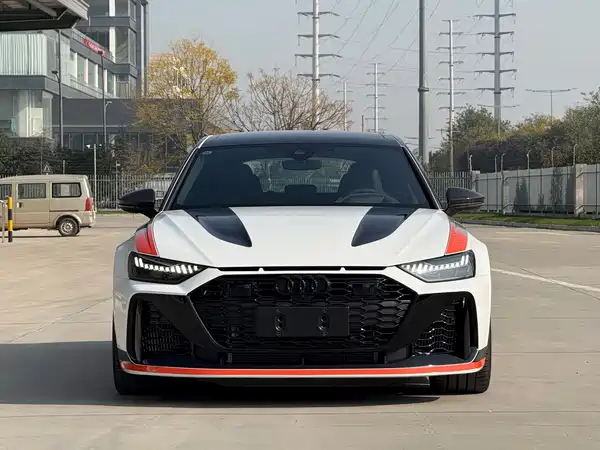 Audi RS 6 2025
