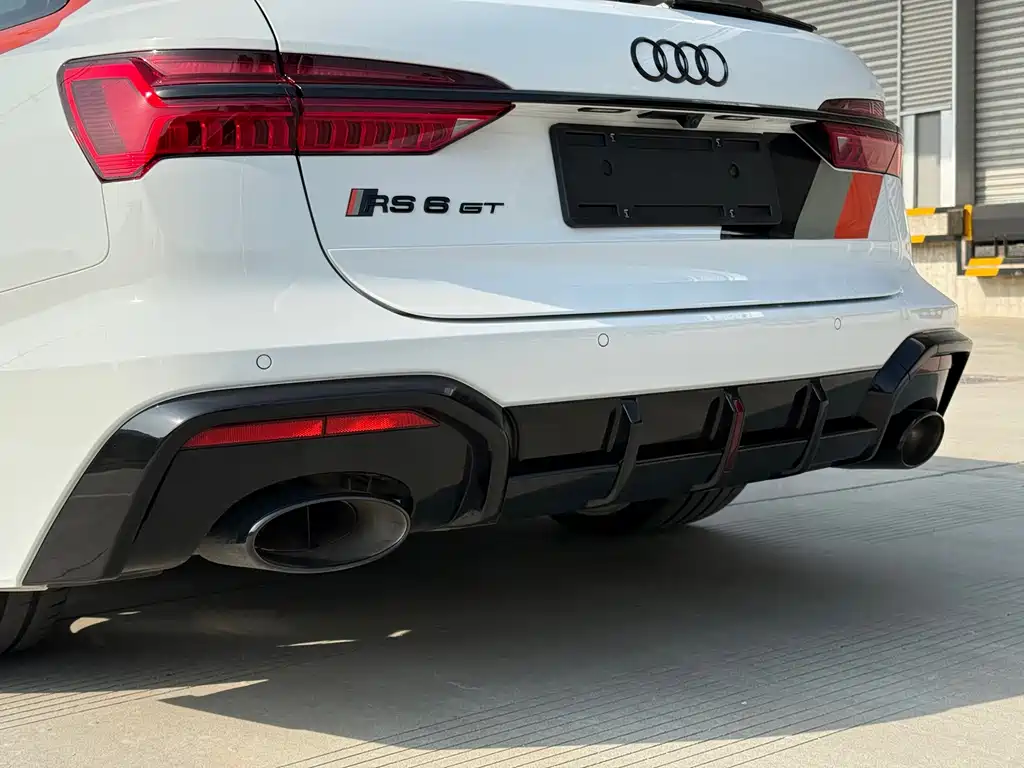 Audi RS 6 2025 — фото 31