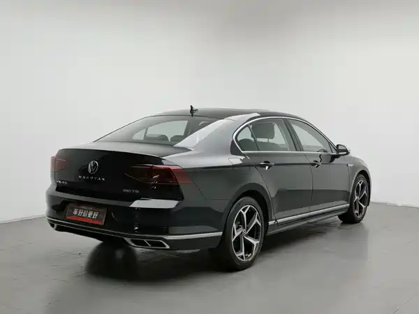 Volkswagen Magotan 2024