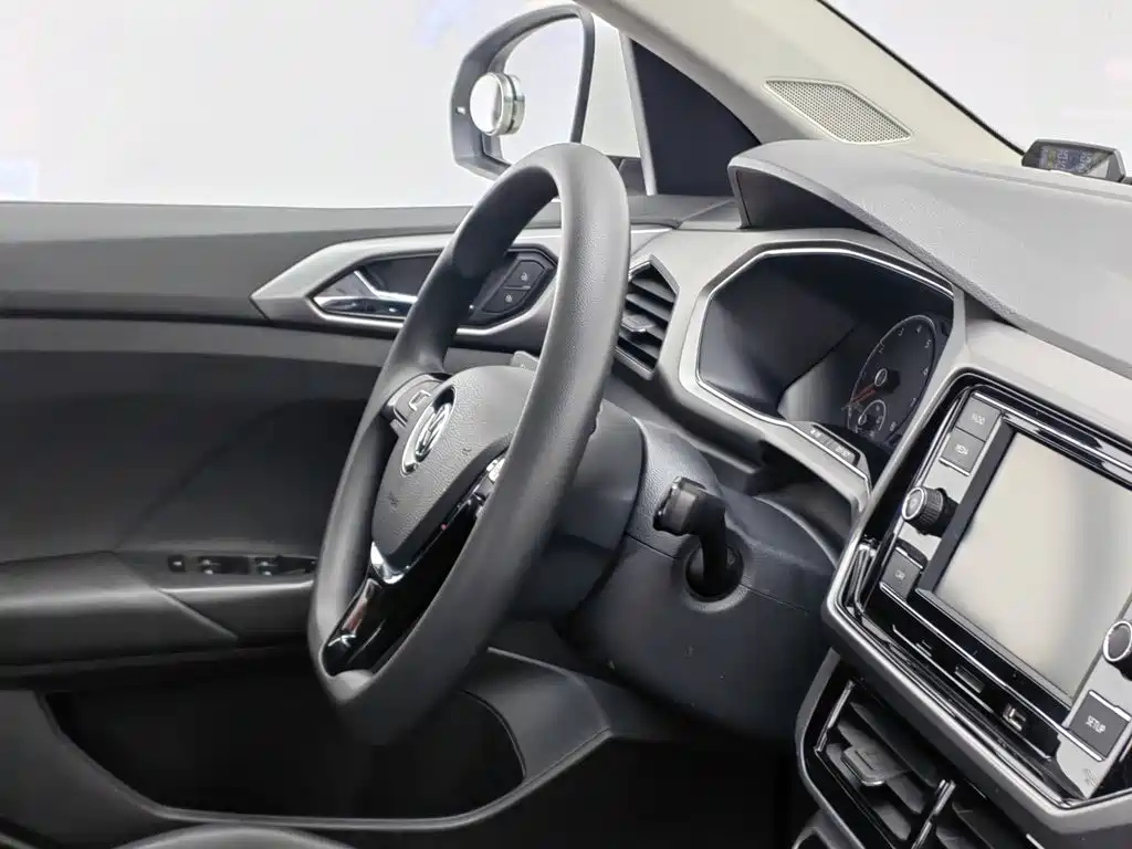 Volkswagen T-Cross 2020 — фото 22