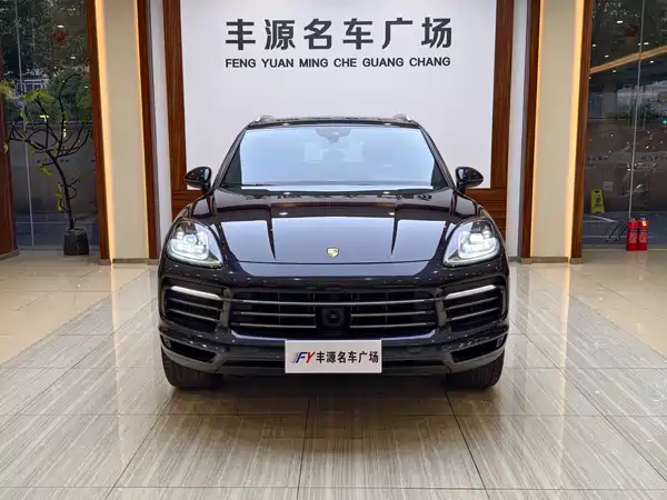 Porsche Cayenne 2022