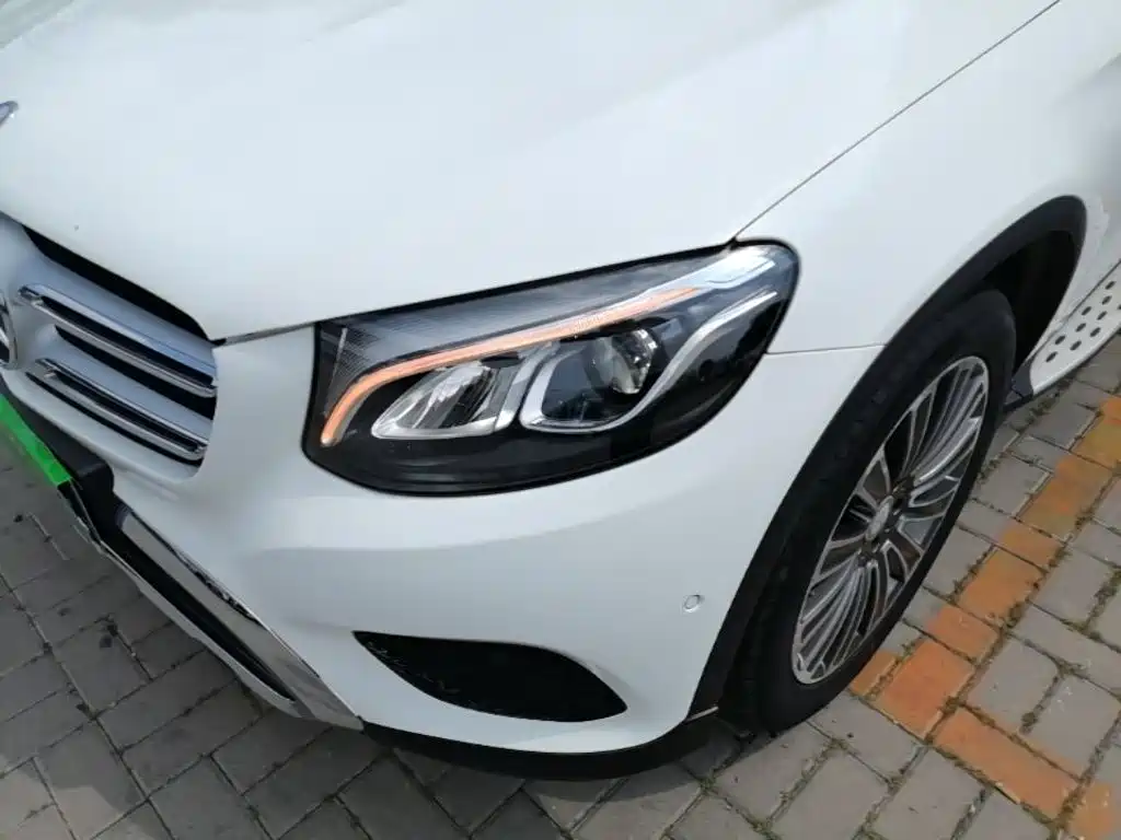 Mercedes-Benz GLC 2016 — фото 24