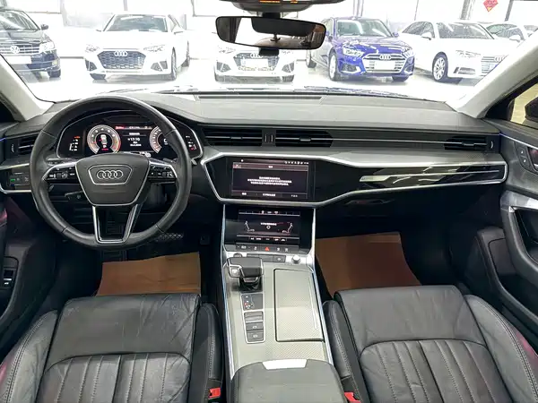 Audi A6L 2022