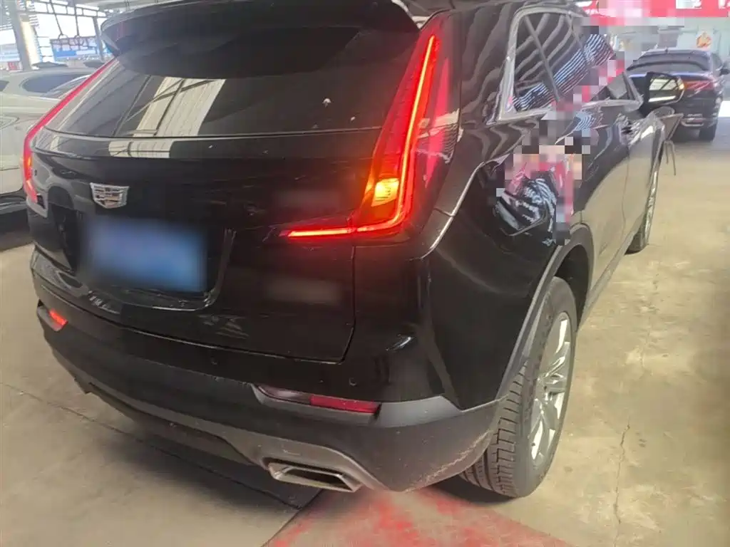 Cadillac XT4 2021 — фото 7